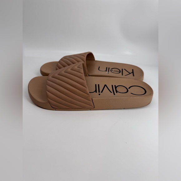 Calvin Klein Beige Sliders 10 - Picture 2 of 4